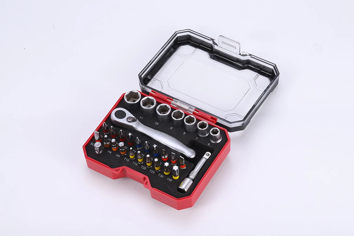 مجموعة من 30 قطعة من رؤوس المفك والسقاطة