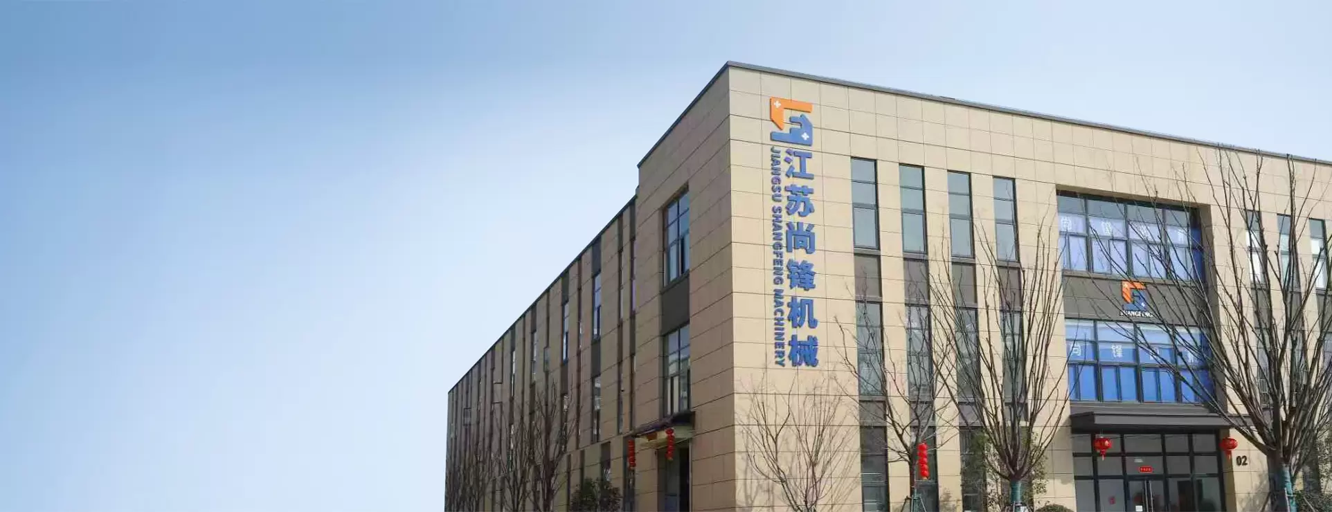 معلومات عنا